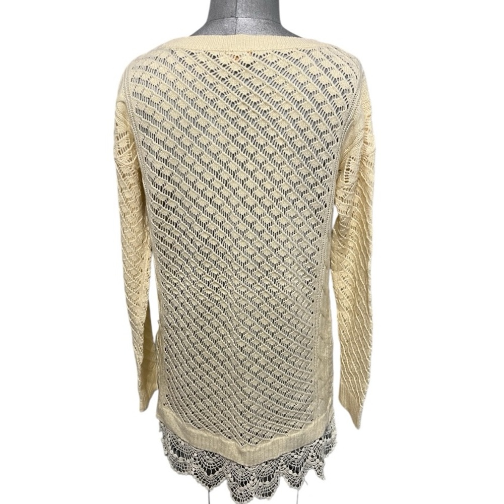 Takara Cream Knit Sweater With Lace Skirt Ling Sleeves Size L - Picture 2 of 8